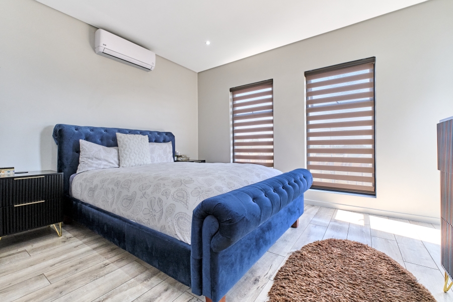 3 Bedroom Property for Sale in Crowthorne AH Gauteng