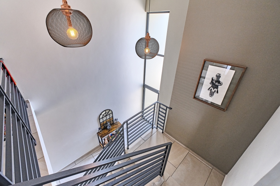 3 Bedroom Property for Sale in Crowthorne AH Gauteng