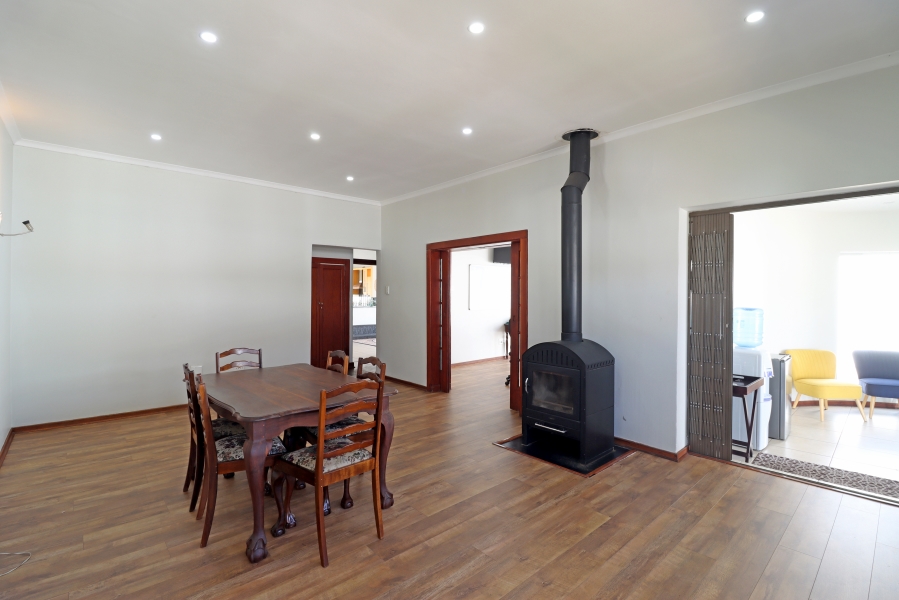 To Let 3 Bedroom Property for Rent in Greenside Gauteng