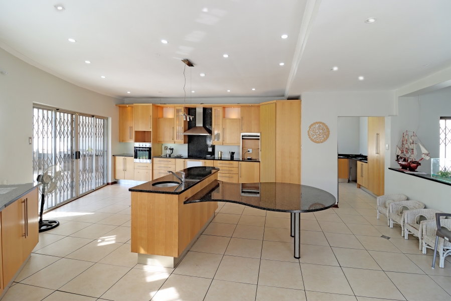 To Let 3 Bedroom Property for Rent in Greenside Gauteng