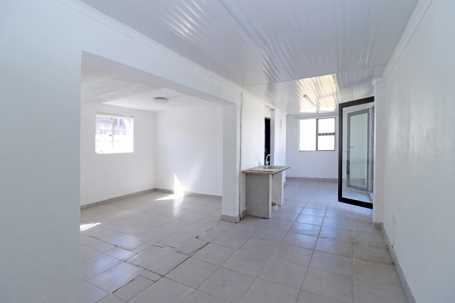 To Let 3 Bedroom Property for Rent in Greenside Gauteng