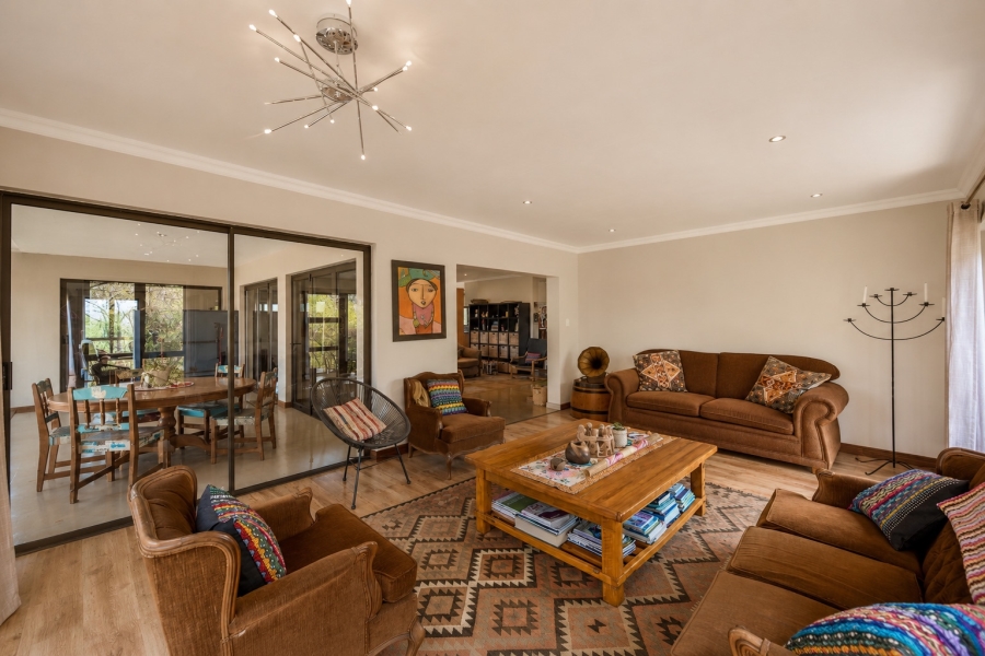 4 Bedroom Property for Sale in Leeuwfontein Gauteng