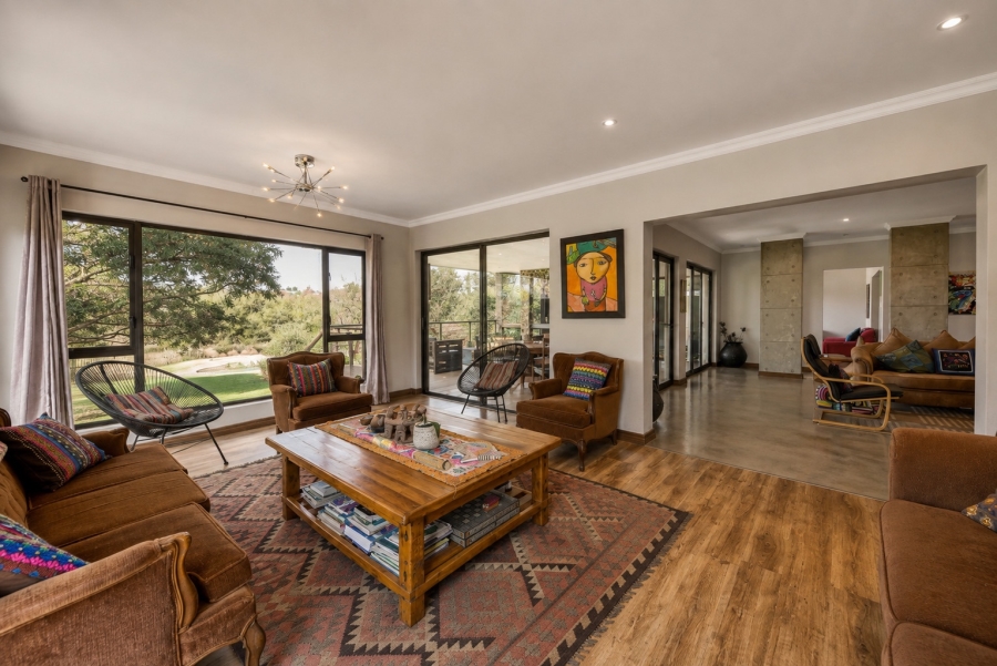 4 Bedroom Property for Sale in Leeuwfontein Gauteng