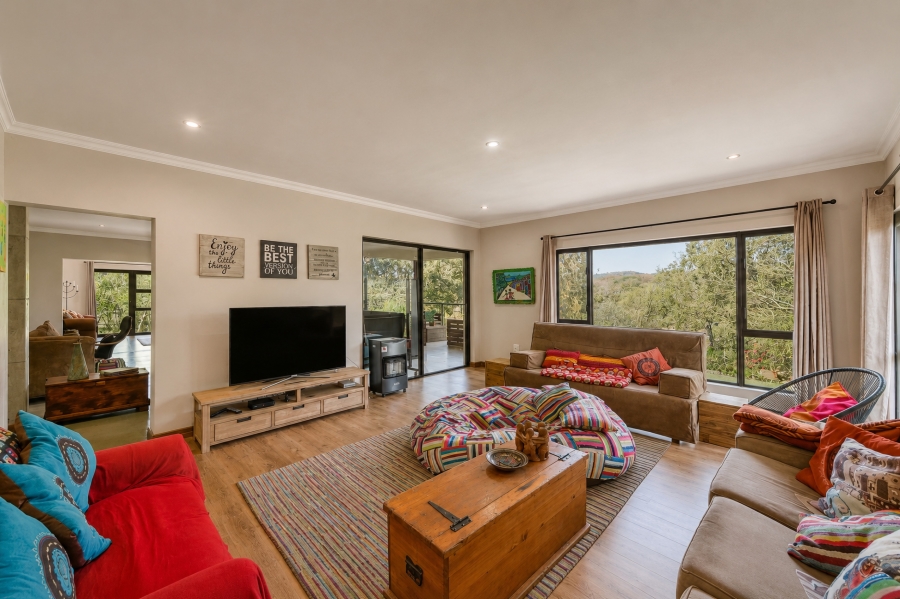 4 Bedroom Property for Sale in Leeuwfontein Gauteng