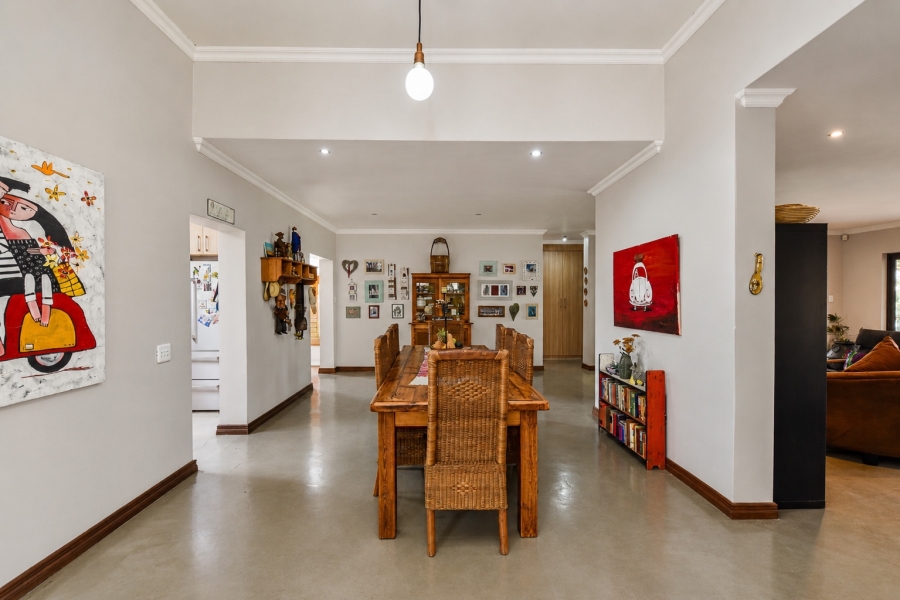 4 Bedroom Property for Sale in Leeuwfontein Gauteng