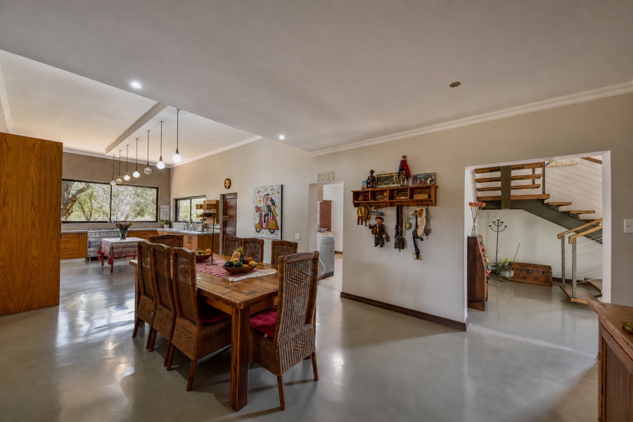 4 Bedroom Property for Sale in Leeuwfontein Gauteng