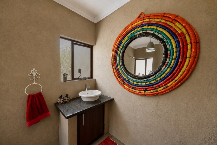 4 Bedroom Property for Sale in Leeuwfontein Gauteng
