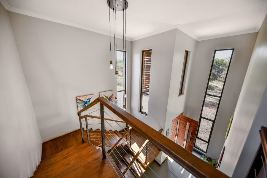 4 Bedroom Property for Sale in Leeuwfontein Gauteng