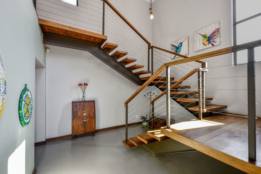 4 Bedroom Property for Sale in Leeuwfontein Gauteng