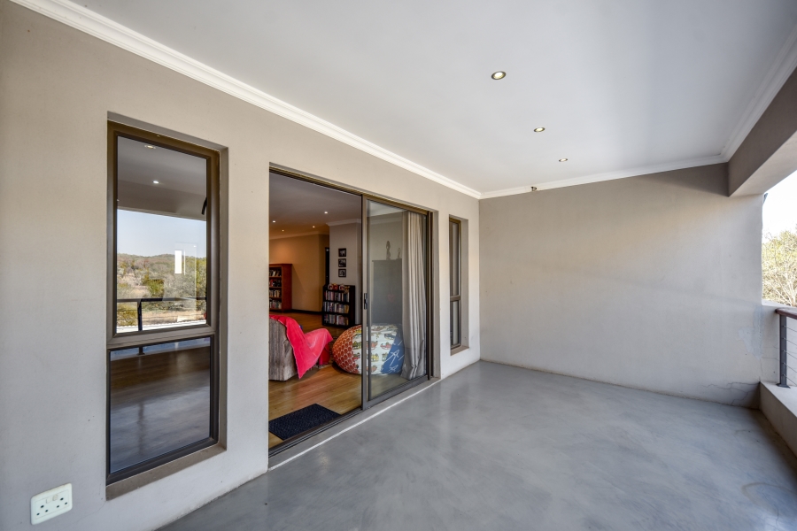 4 Bedroom Property for Sale in Leeuwfontein Gauteng