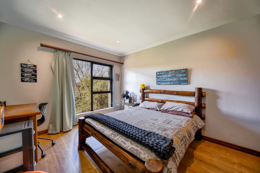 4 Bedroom Property for Sale in Leeuwfontein Gauteng