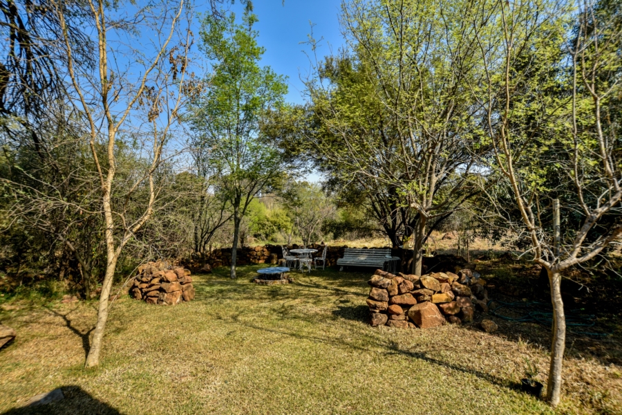 4 Bedroom Property for Sale in Leeuwfontein Gauteng
