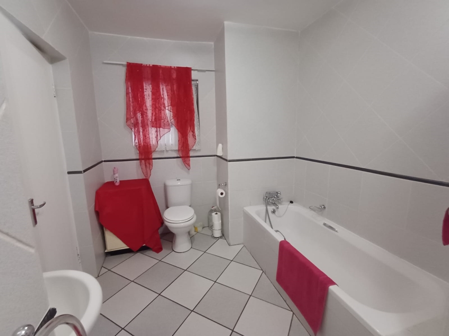 To Let 3 Bedroom Property for Rent in Arcon Park Gauteng