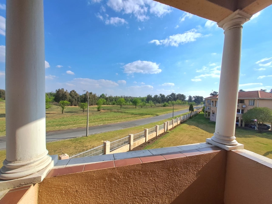 To Let 3 Bedroom Property for Rent in Three Rivers Proper Gauteng