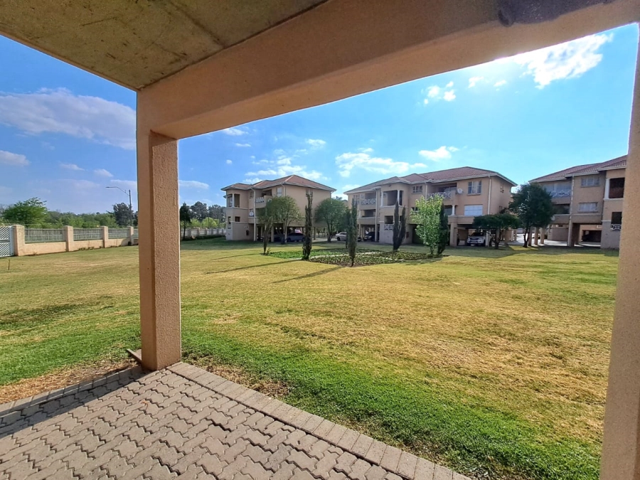 To Let 3 Bedroom Property for Rent in Three Rivers Proper Gauteng