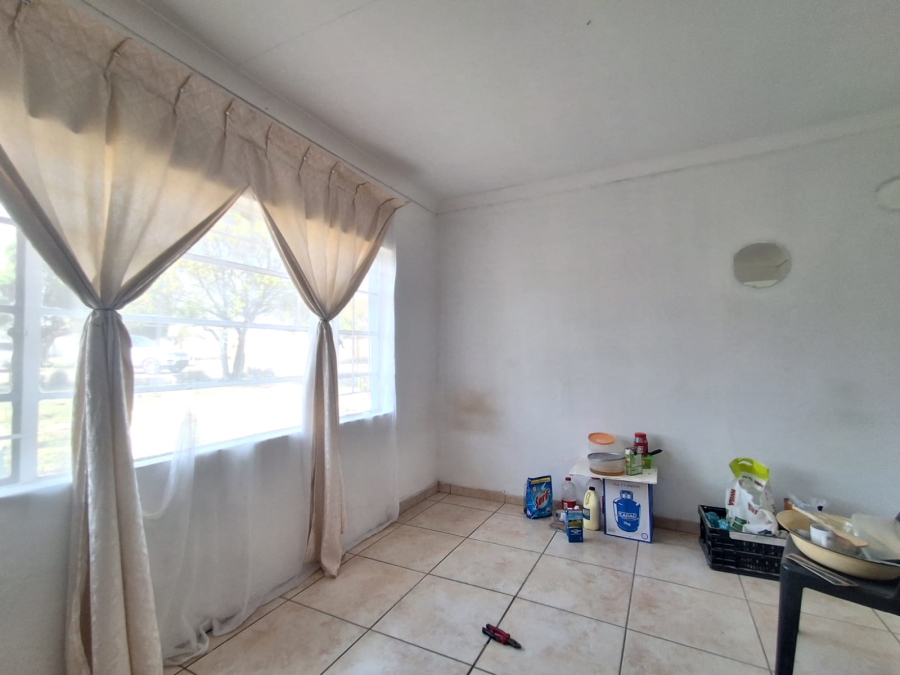 4 Bedroom Property for Sale in Rosashof Gauteng