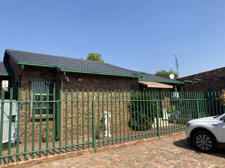 3 Bedroom Property for Sale in  Dalpark Ext 11 Gauteng