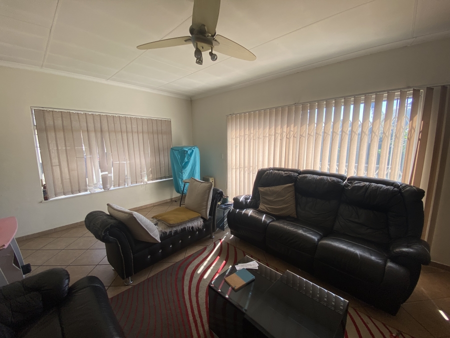 3 Bedroom Property for Sale in Parkrand Gauteng