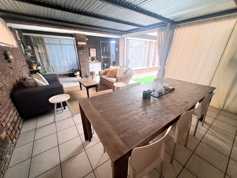 2 Bedroom Property for Sale in Duncanville Gauteng