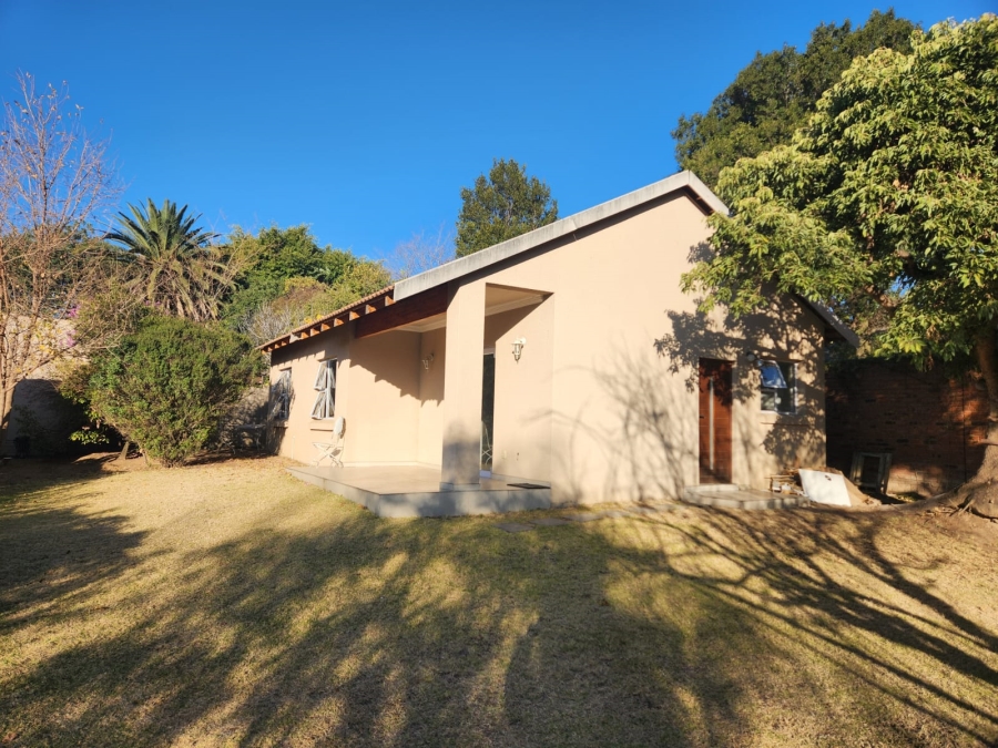 To Let 2 Bedroom Property for Rent in Wendywood Gauteng