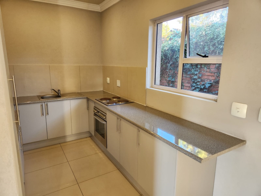 To Let 2 Bedroom Property for Rent in Wendywood Gauteng
