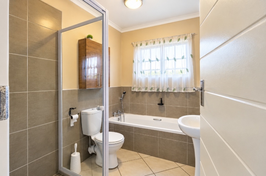 3 Bedroom Property for Sale in Sagewood Gauteng