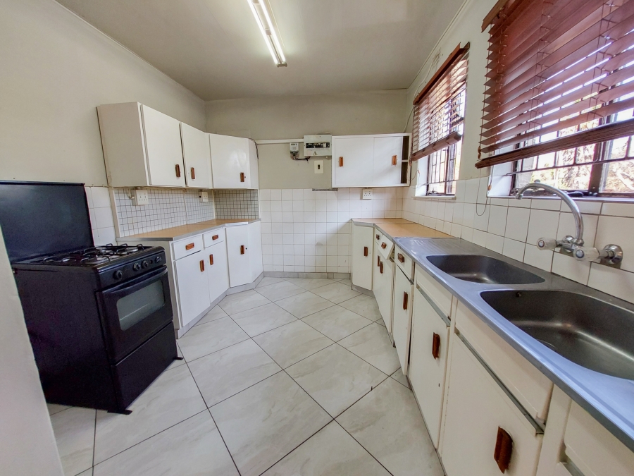 To Let 2 Bedroom Property for Rent in Westdene Gauteng