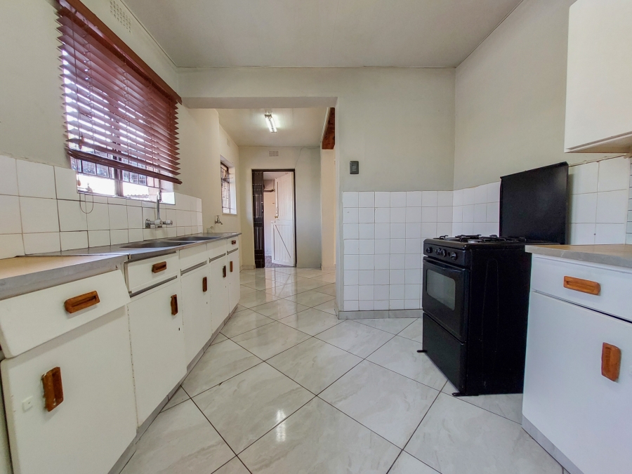 To Let 2 Bedroom Property for Rent in Westdene Gauteng