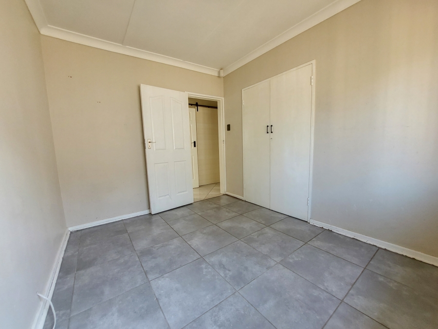 To Let 2 Bedroom Property for Rent in Westdene Gauteng