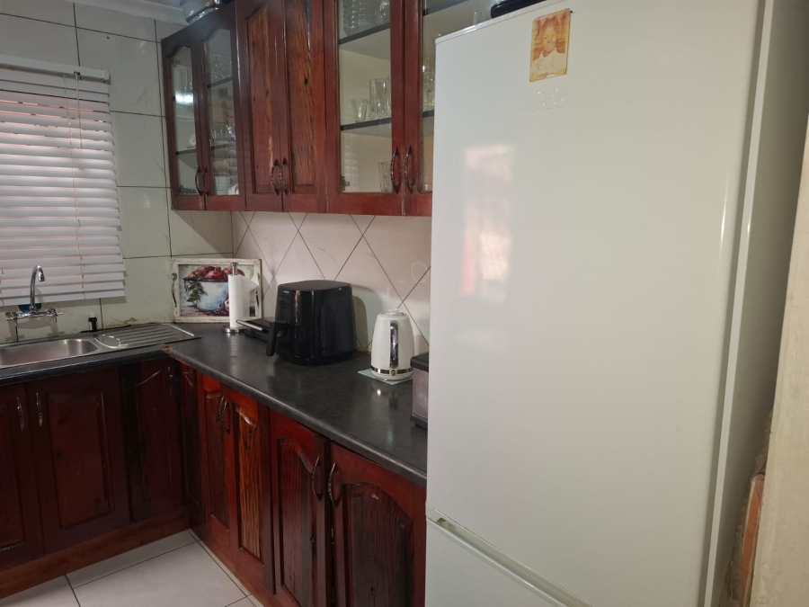3 Bedroom Property for Sale in Lotus Gardens Gauteng