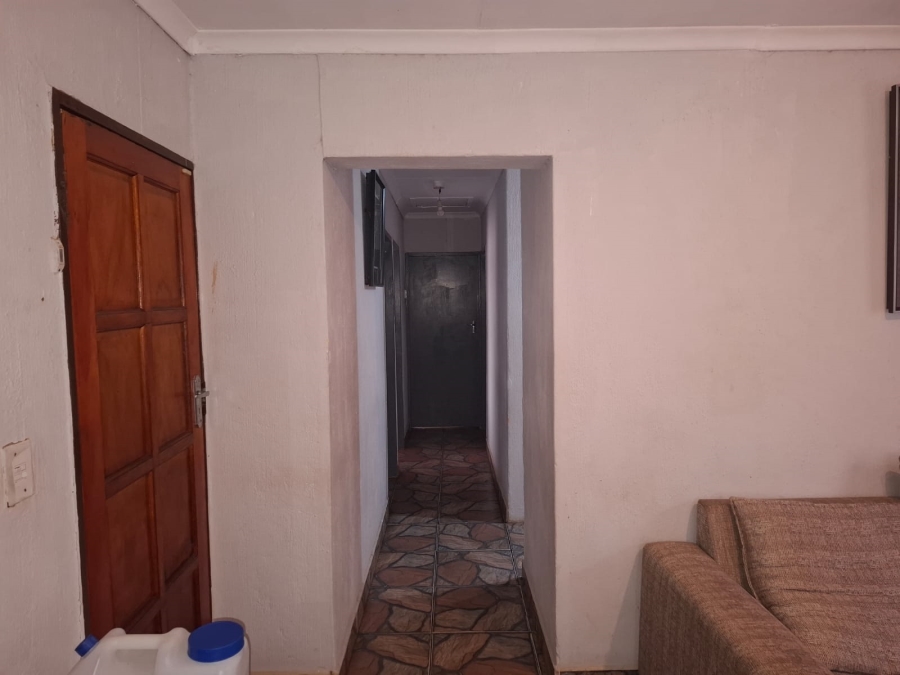 3 Bedroom Property for Sale in Lotus Gardens Gauteng