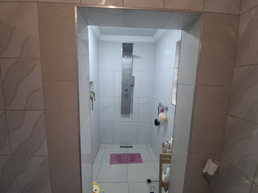 3 Bedroom Property for Sale in Lotus Gardens Gauteng