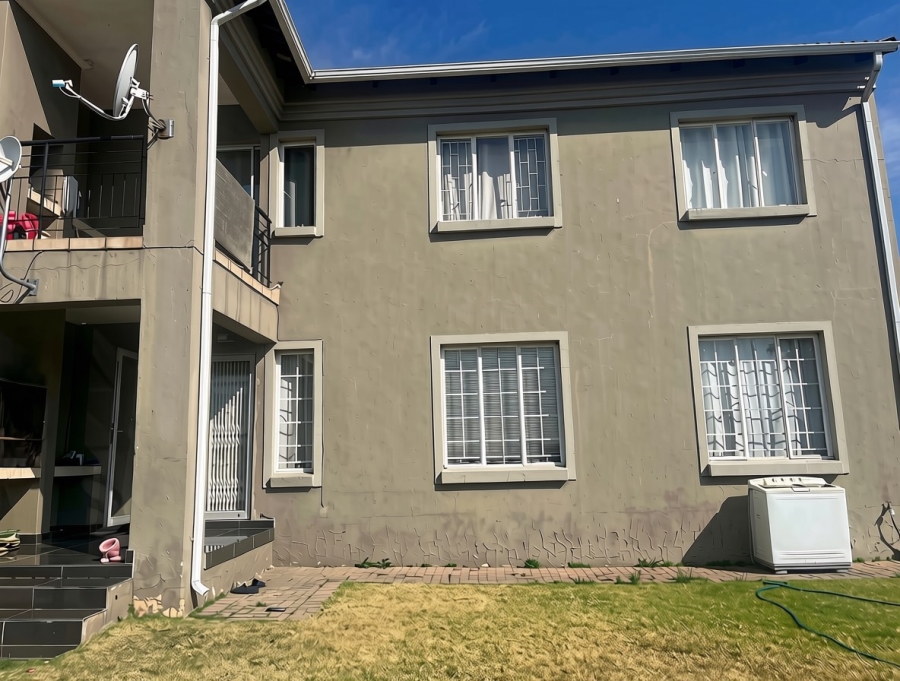 2 Bedroom Property for Sale in Vorna Valley Gauteng