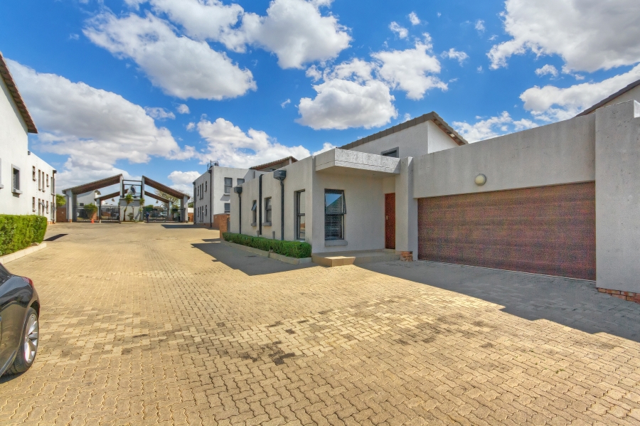 3 Bedroom Property for Sale in Summerset Gauteng