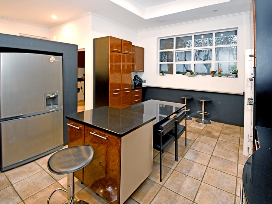 3 Bedroom Property for Sale in Bryanston Gauteng