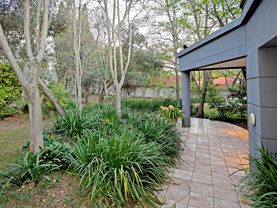 3 Bedroom Property for Sale in Bryanston Gauteng