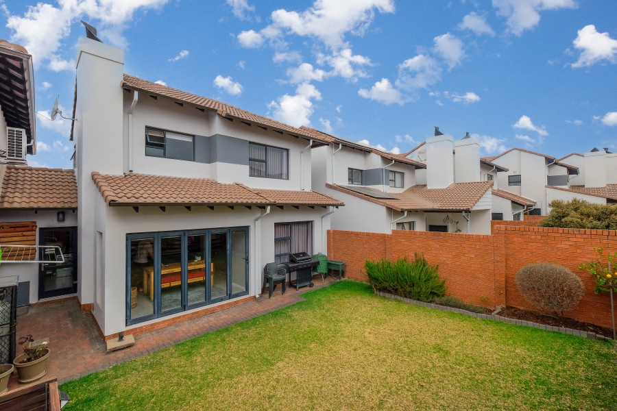 3 Bedroom Property for Sale in Sharonlea Gauteng