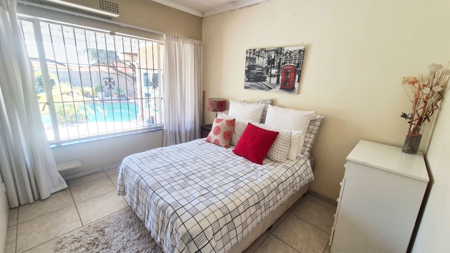 3 Bedroom Property for Sale in Hurlyvale Gauteng
