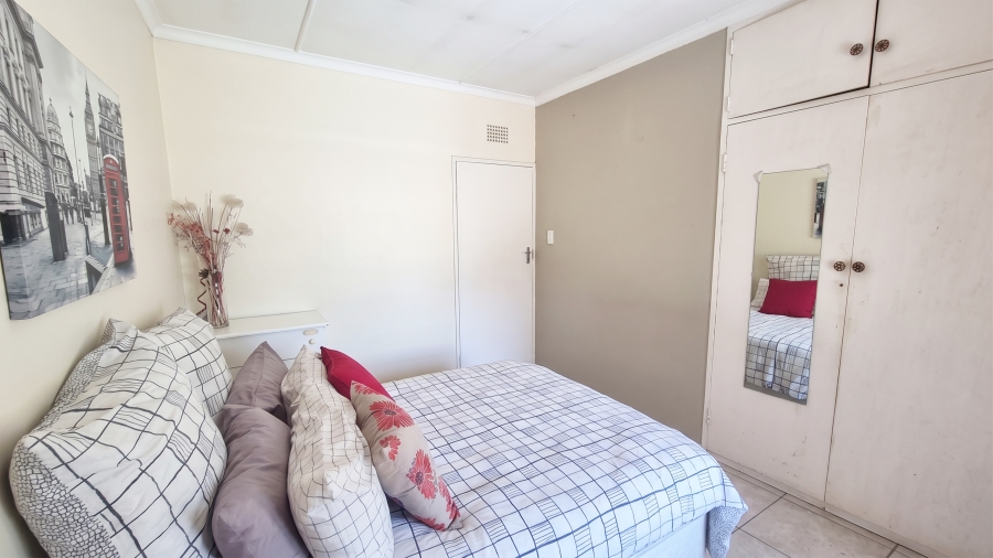 3 Bedroom Property for Sale in Hurlyvale Gauteng