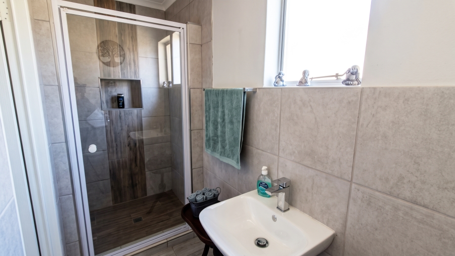 3 Bedroom Property for Sale in Hurlyvale Gauteng