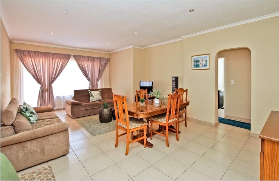 To Let 2 Bedroom Property for Rent in Bruma Gauteng