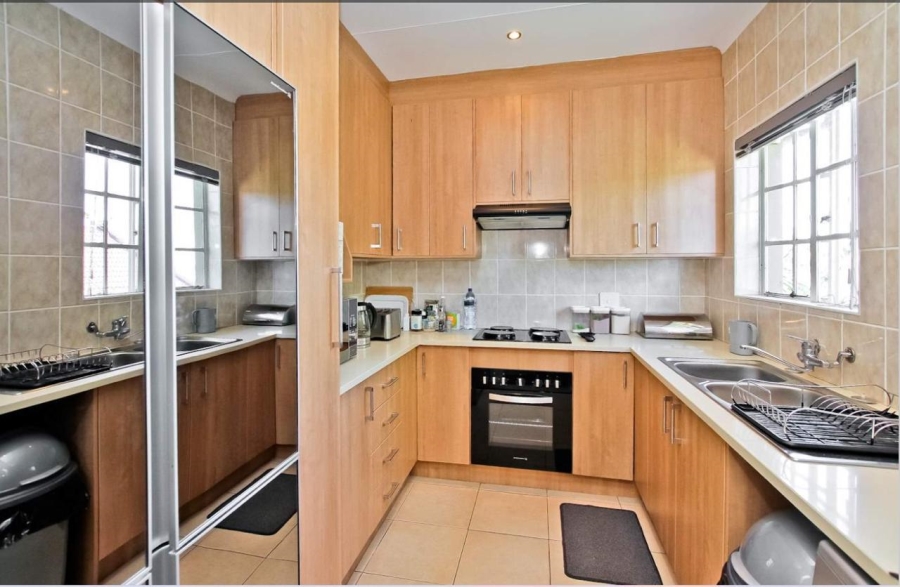 To Let 2 Bedroom Property for Rent in Bruma Gauteng