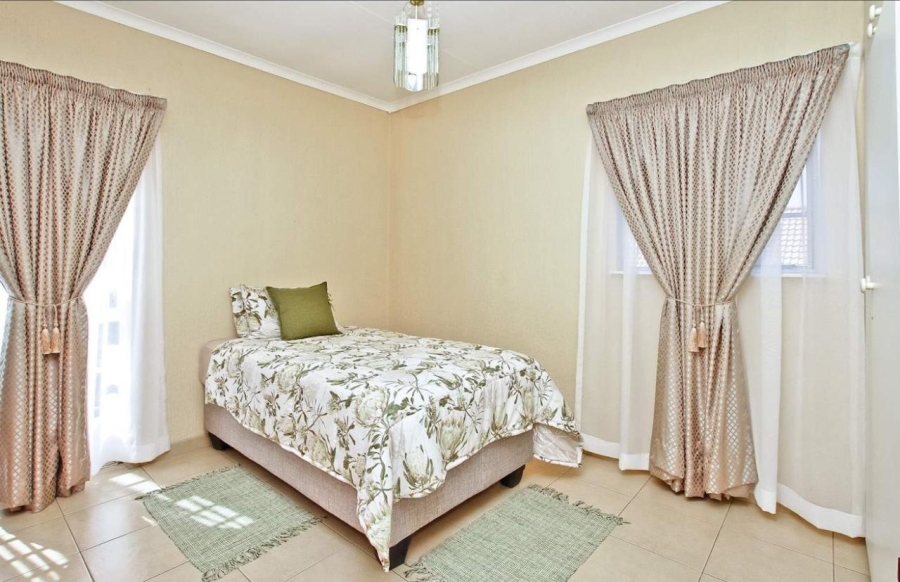 To Let 2 Bedroom Property for Rent in Bruma Gauteng