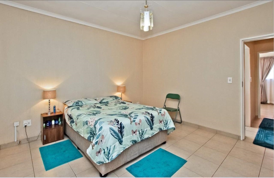 To Let 2 Bedroom Property for Rent in Bruma Gauteng