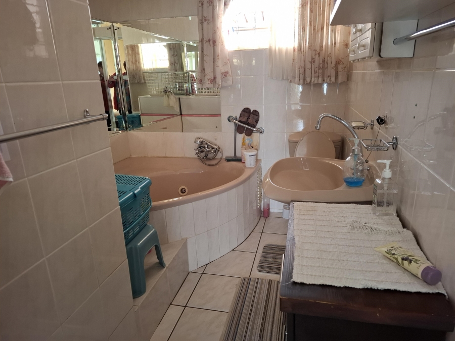 2 Bedroom Property for Sale in Rangeview Gauteng