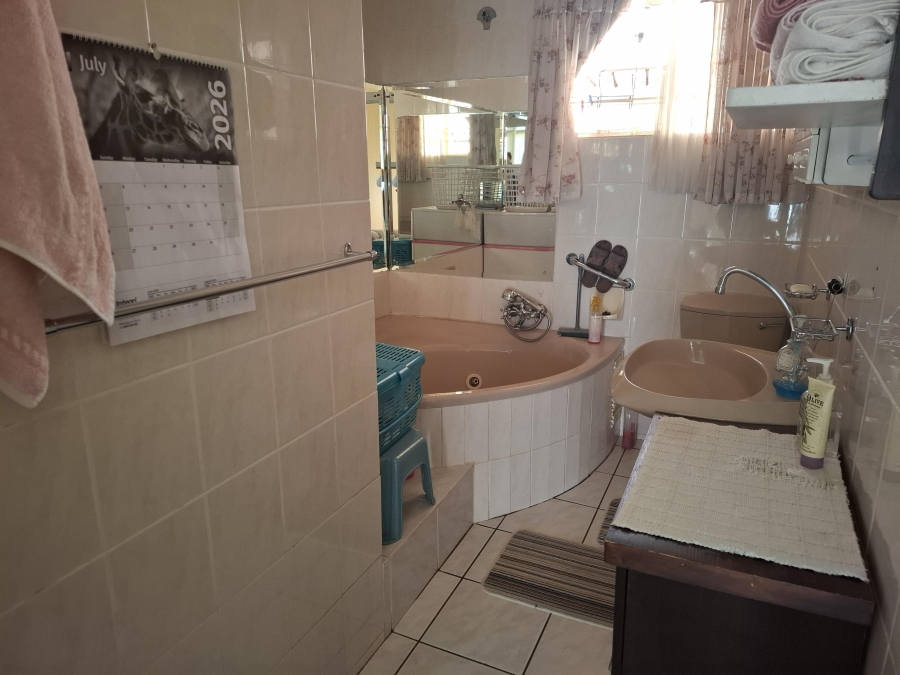 2 Bedroom Property for Sale in Rangeview Gauteng