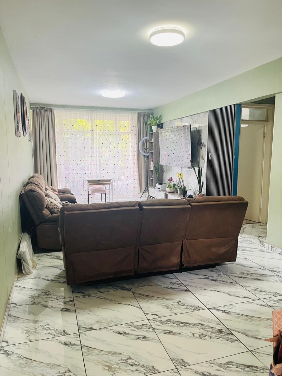 2 Bedroom Property for Sale in Florida Gauteng