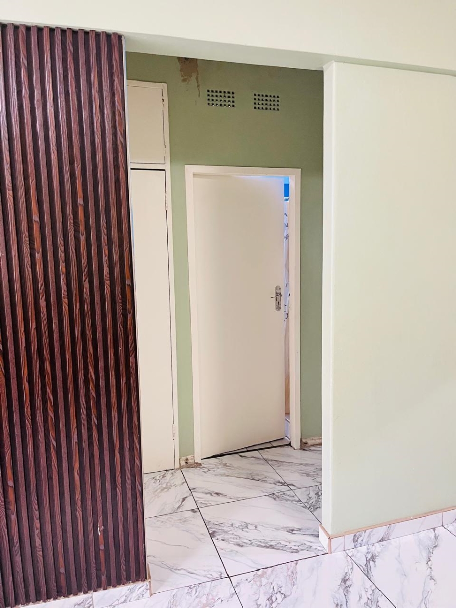 2 Bedroom Property for Sale in Florida Gauteng