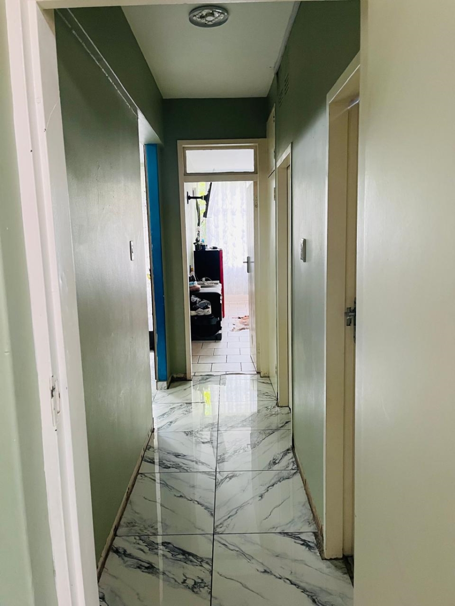 2 Bedroom Property for Sale in Florida Gauteng