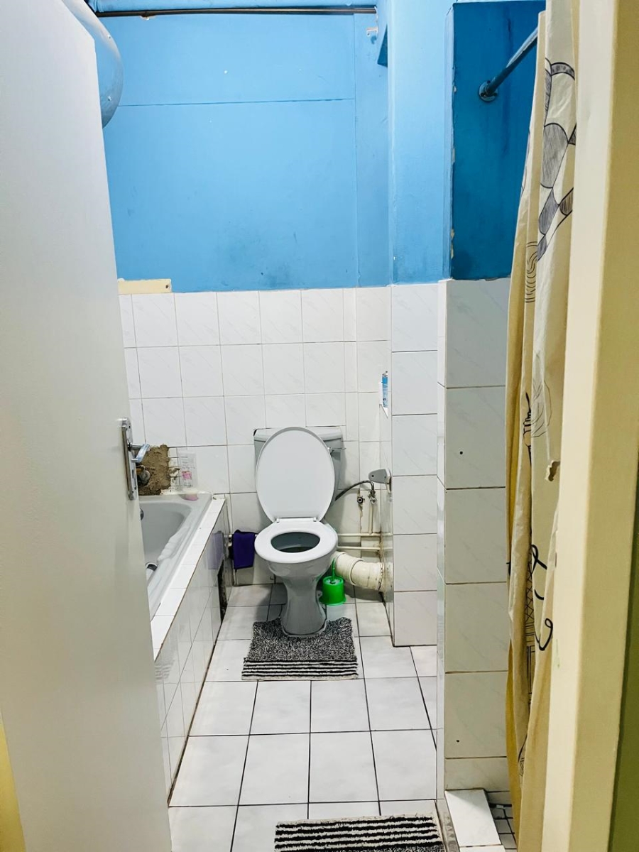 2 Bedroom Property for Sale in Florida Gauteng